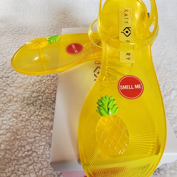 pineapple jelly sandals